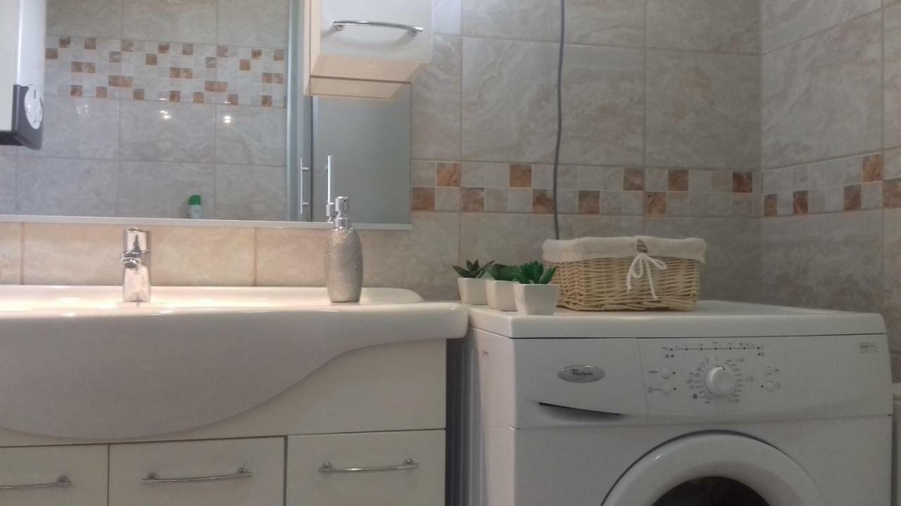 Benelise Apartman Heviz Luaran gambar