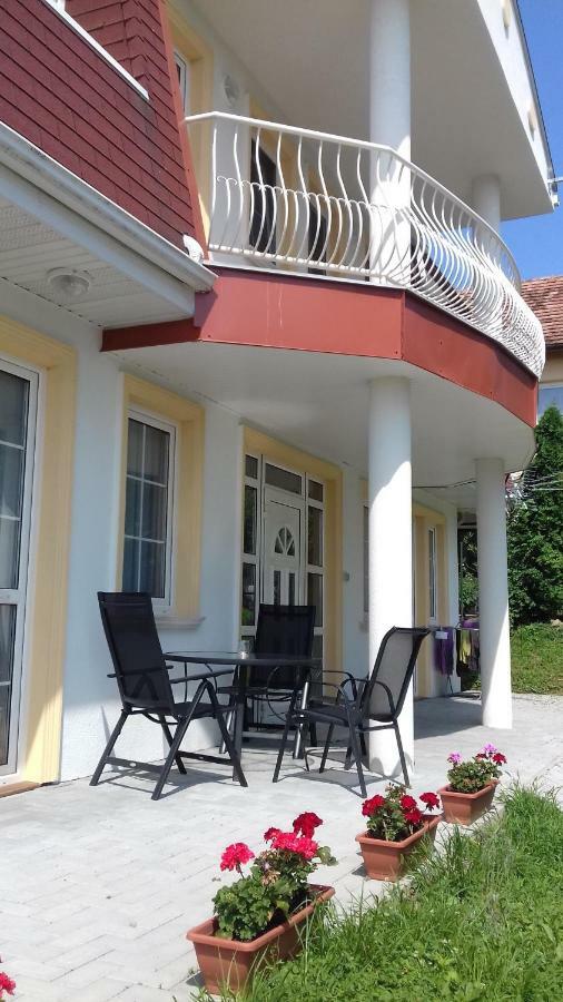 Benelise Apartman Heviz Luaran gambar